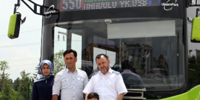 Otobüste unutulan çocuk ailesine teslim edildi