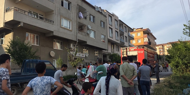 Çamaşır makinesi bomba gibi patladı