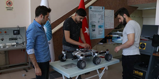 'Mars Rover'dan esinlenip 'Türk Rover'ı yaptılar