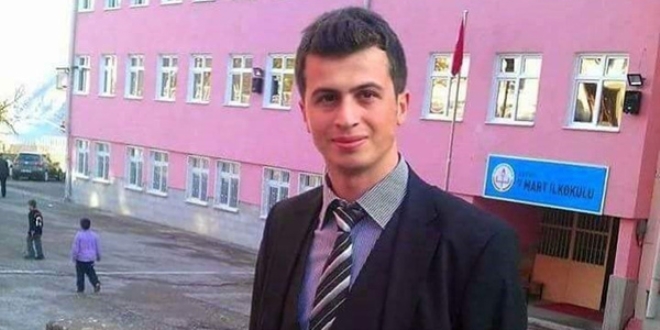 Şehit Necmettin öğretmenin öğrencileri mezun oldu