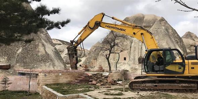 Kapadokya'da 17 yapının yıkımı için kararı