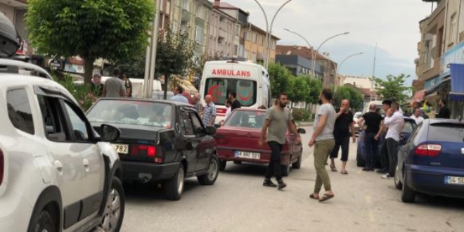 2 yaşındaki çocuk 3'üncü kattan beton zemine çakıldı