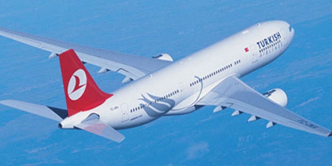 İstanbul- Konya uçağı, Antalya'ya iniş yaptı