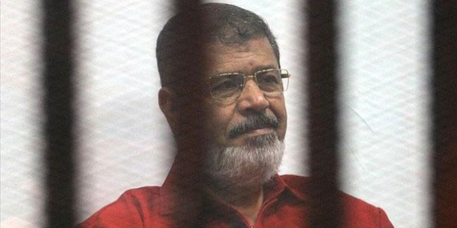Mısır makamları Mursi'nin taziye merasimine izin vermedi