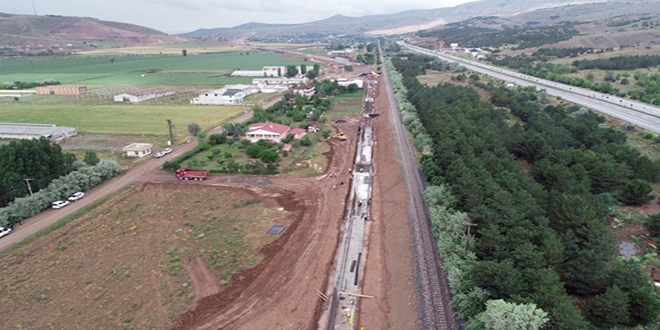 Yüksek Hızlı Tren Projesinde gece gündüz mesai