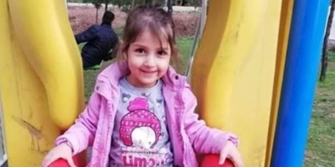 Balkondan düşen çocuk hayatını kaybetti