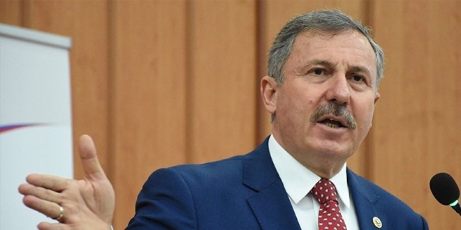 Davutoğlu'na yakın isimden ilk işaret