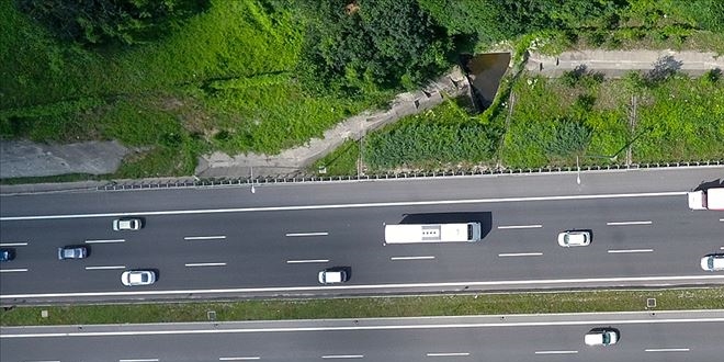 Kaynaşlı-Bolu Tüneli arası ulaşıma kapatıldı