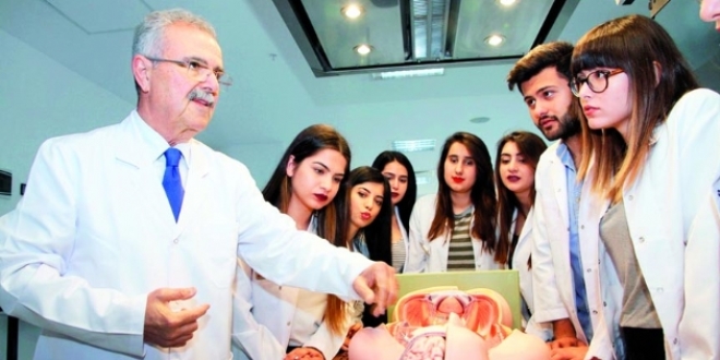 Doktor adaylığı daireyle yarışıyor