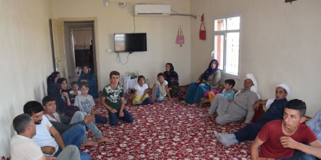Bu mahallede 17 yaşına geleni ölüm korkusu sarıyor