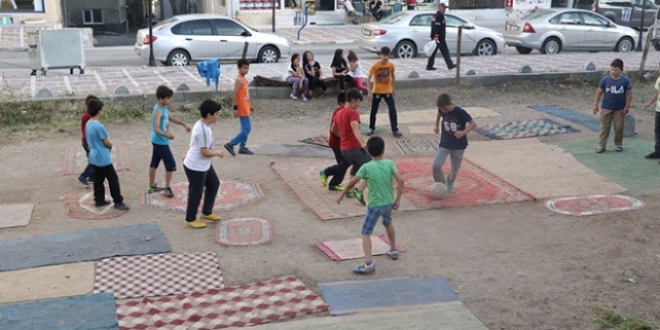 Yozgatlı miniklerin halı saha hayali gerçekleşiyor