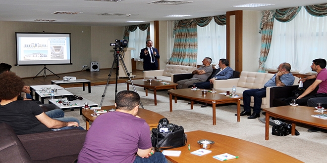 Türkiye'nin ilk Arapça ilahiyat programı açıldı