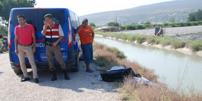 Mersin'de sulama kanalna den ocuk bouldu