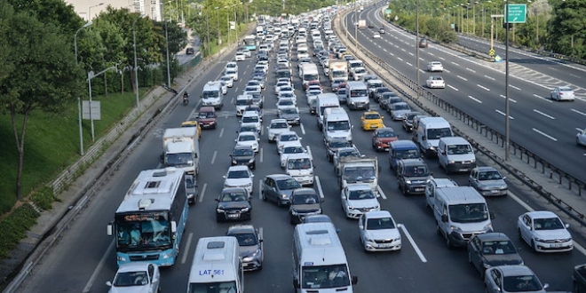 FSM'deki bakım trafiği kitledi: Kuzey Marmara ve Avrasya için indirim talebi