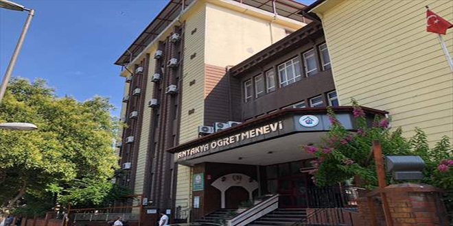 Antakya Öğretmenevi'nde yangın
