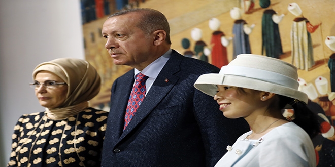 Cumhurbaşkanı Erdoğan'dan Kyoto'da sergi ziyareti