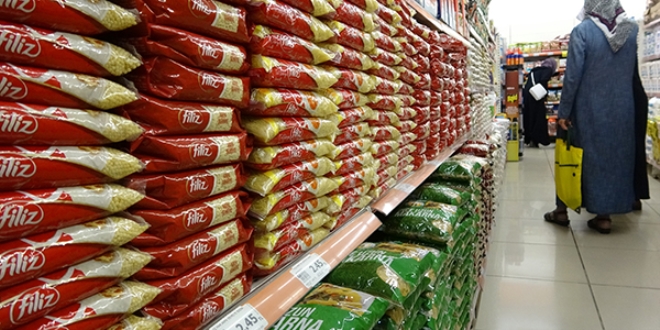 Dolar düşüyor, fiyatlar düşmüyor