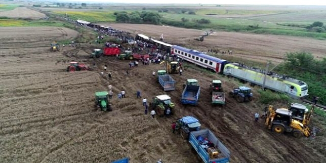 Çorlu tren kazası davası heyetinin çekilme talebi kabul edilmedi
