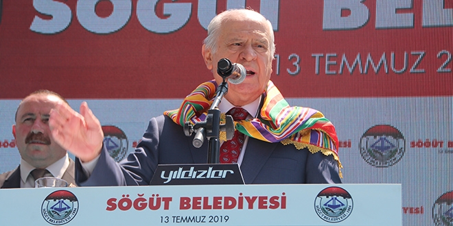 '31 Martta Türk milleti dünyaya demokrasi dersi verdi'