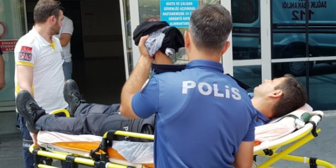 Komiser yardımcısı silah temizlerken vuruldu