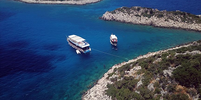Mavi derinliklerin büyüleyen mabedi: Kaş