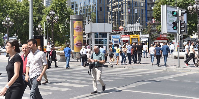 Sürücüler dikkat! Trafikte yaya önceliği dönemi başladı
