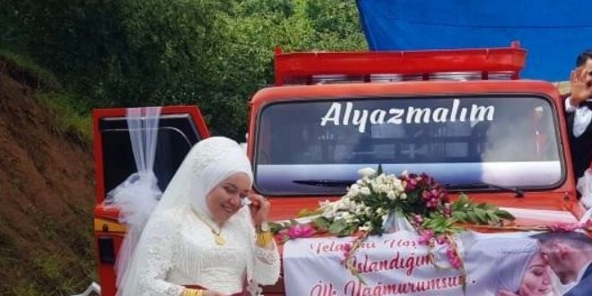 'Selvi Boylum Al Yazmalım' filmindeki sahne gerçek oldu