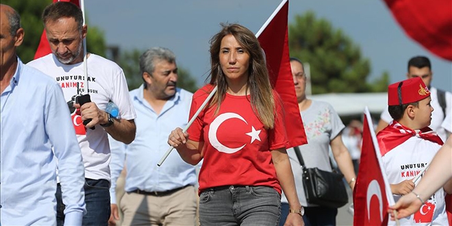 Vatandaşlar Atatürk Havalimanı'na gelmeye başladı
