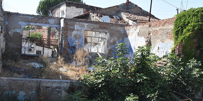 Dönüşümün uğramadığı mahalle, yıllardır virane halde