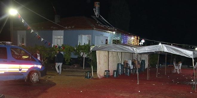 Magandalar düğünde gelini vurdu