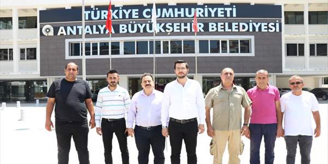 Antalya Büyükşehir Belediyesine grev kararı asıldı