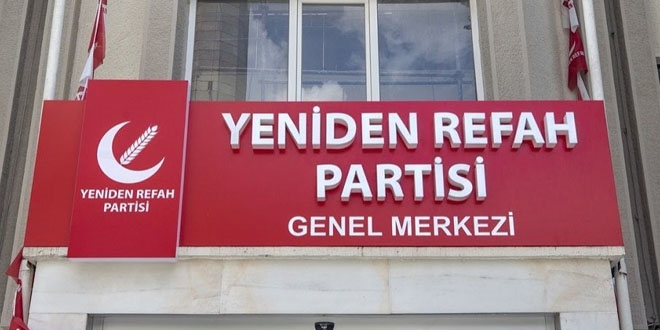 Yeniden Refah Partisi, tabelasını astı