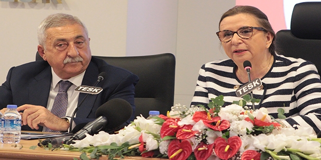 Ticaret Bakanı Pekcan esnafın derdini dinledi