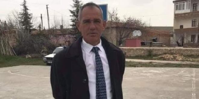 Bıçaklanan köy muhtarı ağır yaralandı