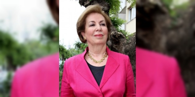 İlk kadın Çevre ve Turizm Bakanı Işılay Saygın vefat etti