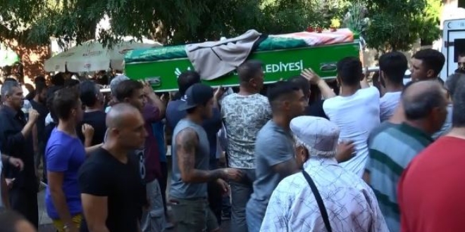Kalbinden bıçaklanan belediye personeli toprağa verildi
