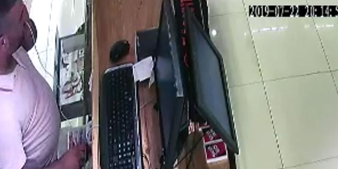 Marketin cirosu düşünce çalışanın hırsızlığı ortaya çıktı