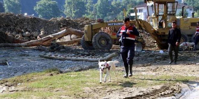 Düzce'de selde kaybolan 1 çocuk daha bulundu