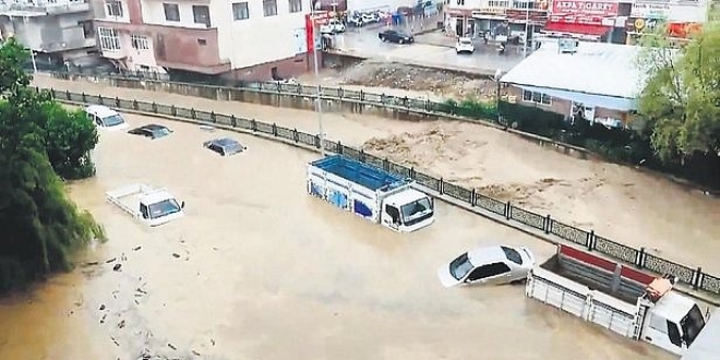 Tarım Bakanı sel mağdurunun çeyiz alışverişini yaptırdı