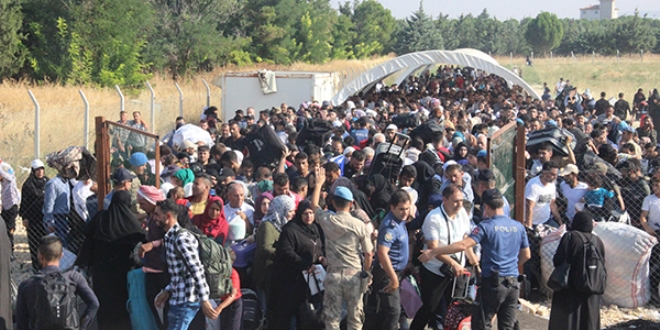 Ülkesine bayrama giden Suriyelilerin sayısı 18 bine ulaştı