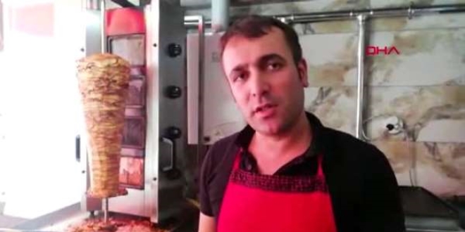 Döner ustası müşterisinin hayatını kurtardı