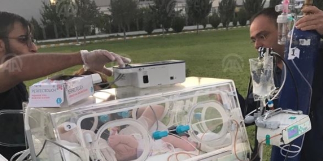 Polis helikopteri Esra bebek için havalandı
