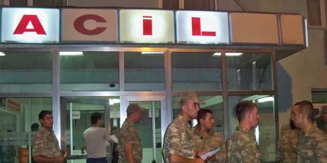 35 asker zehirlenme şüphesiyle hastaneye kaldırıldı