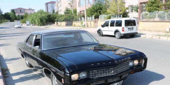 Süleyman Demirel'in otomobili 110 bin TL'ye satışa çıktı