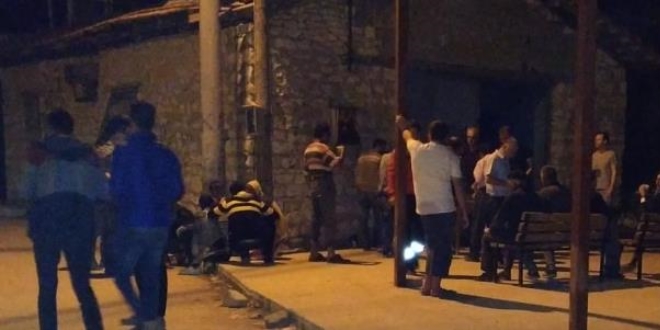 zmir, Denizli'den sonra Afyonkarahisar'da deprem devam ediyor