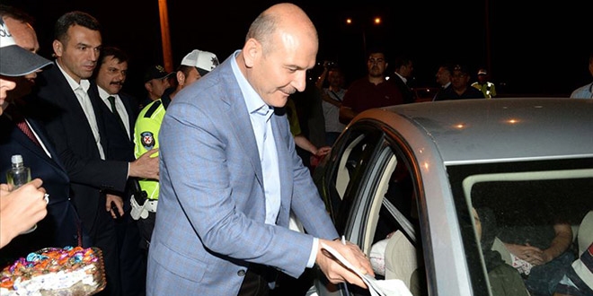 Bakan Soylu, trafik denetimine katıldı