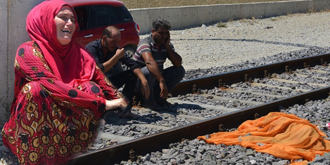 Adana'da 4 yandaki kz ocuunu tren ezdi