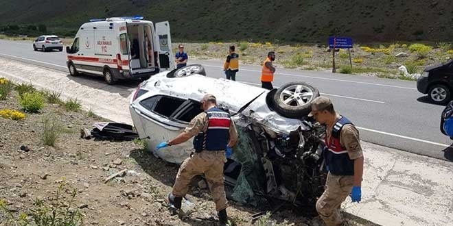 Bayramda trafik kazaları can almaya devam etti: 17 ölü