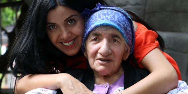 Aşık Veysel'in kızı, babasını anlattı