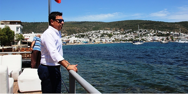 Bodrum'un pahalı olduğu haberlerine Başkan Aras'dan açıklama